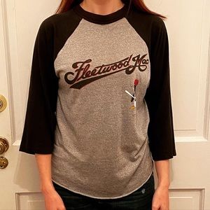 RARE Vintage 1982 Fleetwood Mac Mirage Tour Concert Tee!